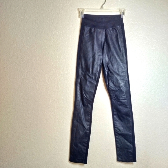 PAIGE Leather Legging pull on Pant Elastic Waist Stretch sz Xs - Picture 1 of 6